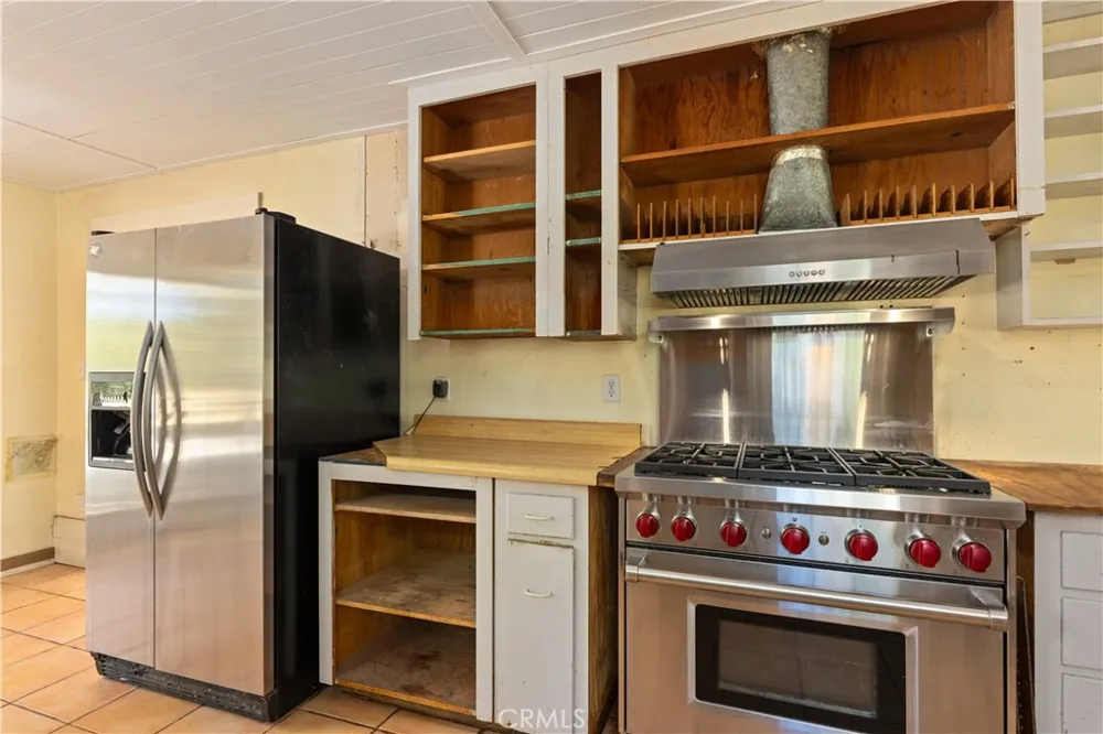 1860 Hummel Lane Kelseyville, CA 95451