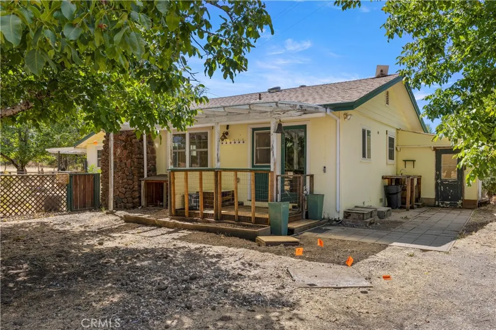 1860 Hummel Lane Kelseyville, CA 95451