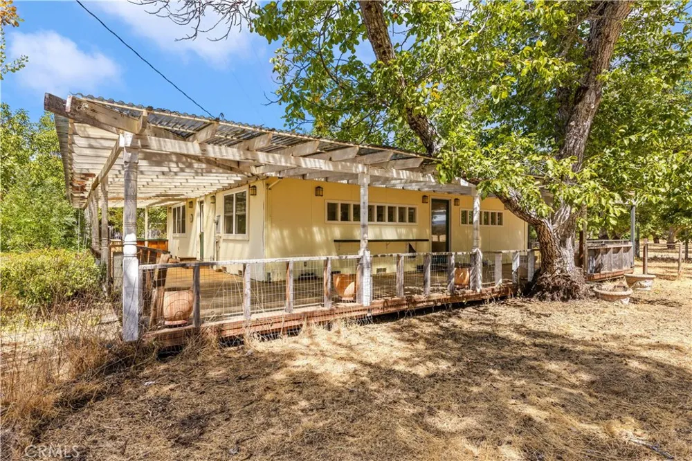 1860 Hummel Lane Kelseyville, CA 95451