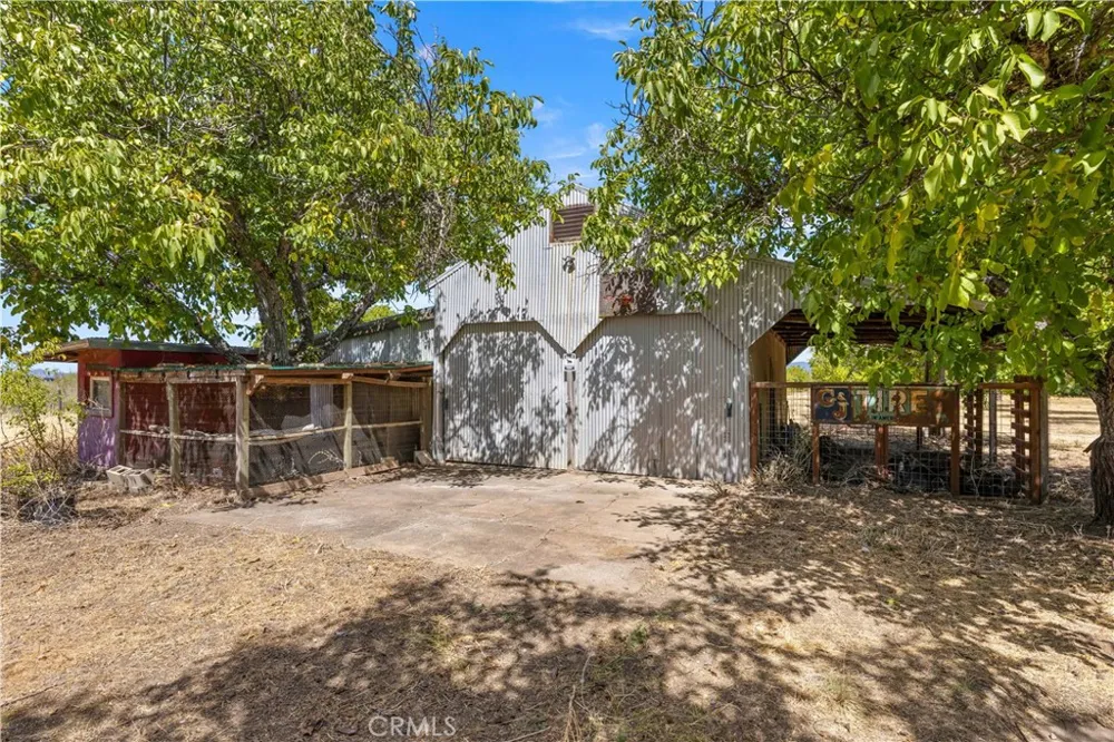 1860 Hummel Lane Kelseyville, CA 95451