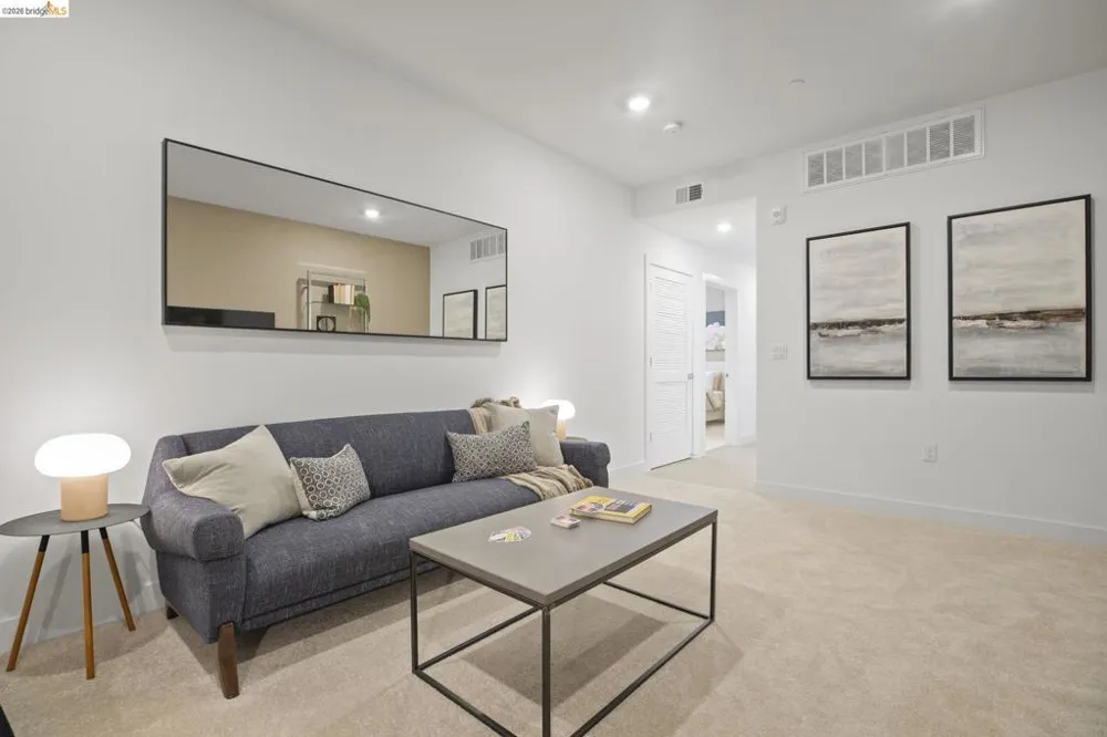 500 Somi Ct #307 Hayward, CA 94544