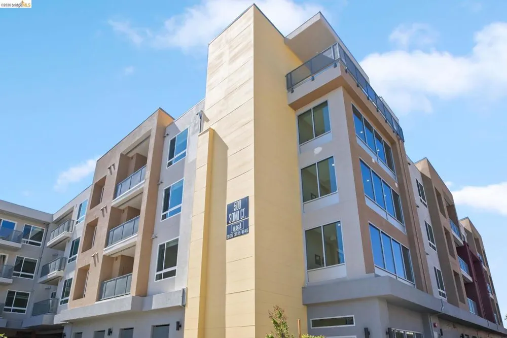 500 Somi Ct #307 Hayward, CA 94544