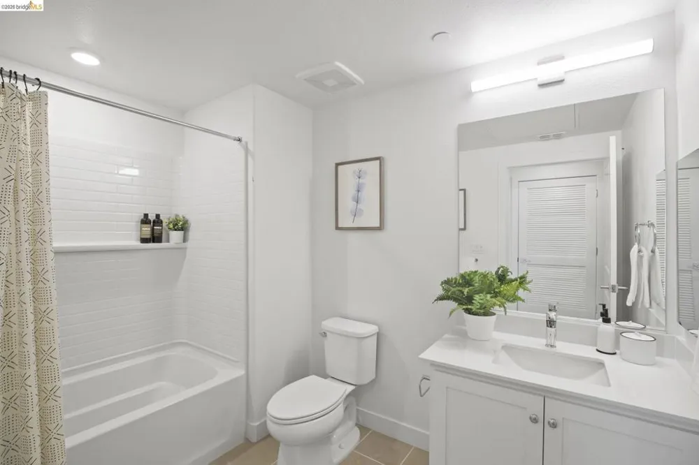 500 Somi Ct #307 Hayward, CA 94544
