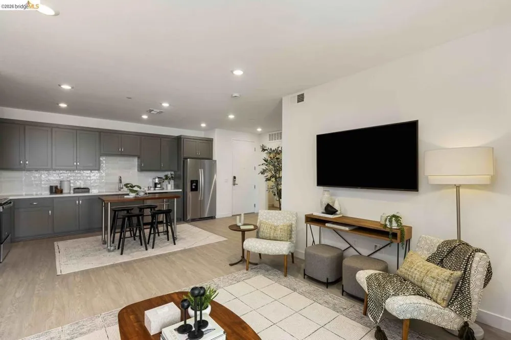 500 Somi CT #308 Hayward, CA 94544
