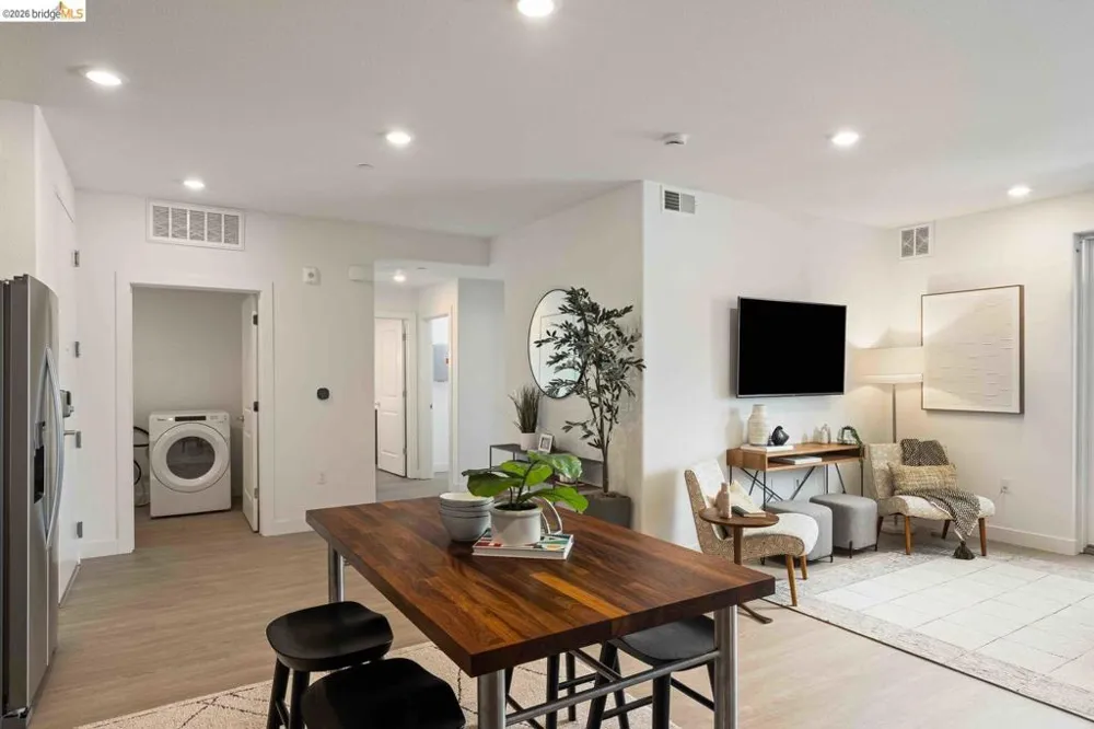 500 Somi CT #308 Hayward, CA 94544