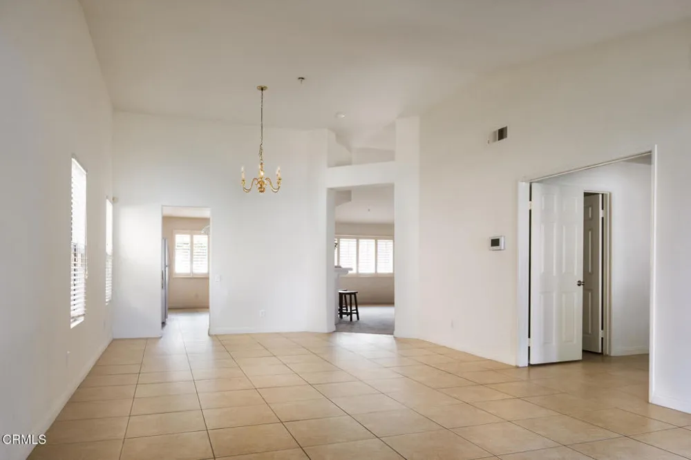 708 Binnacle Street Oxnard, CA 93035