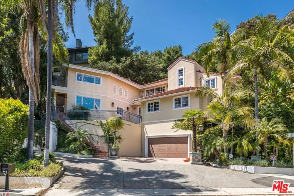 941 Norman Place Los Angeles, CA 90049