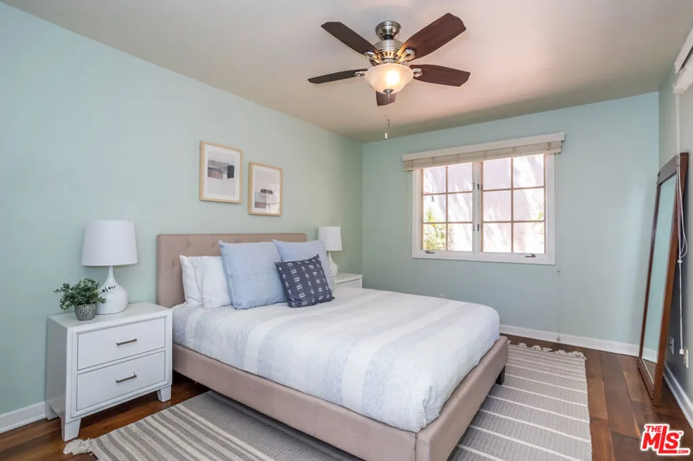 941 Norman Place Los Angeles, CA 90049