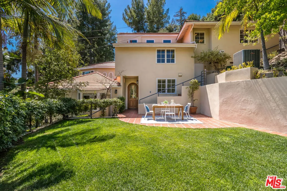 941 Norman Place Los Angeles, CA 90049