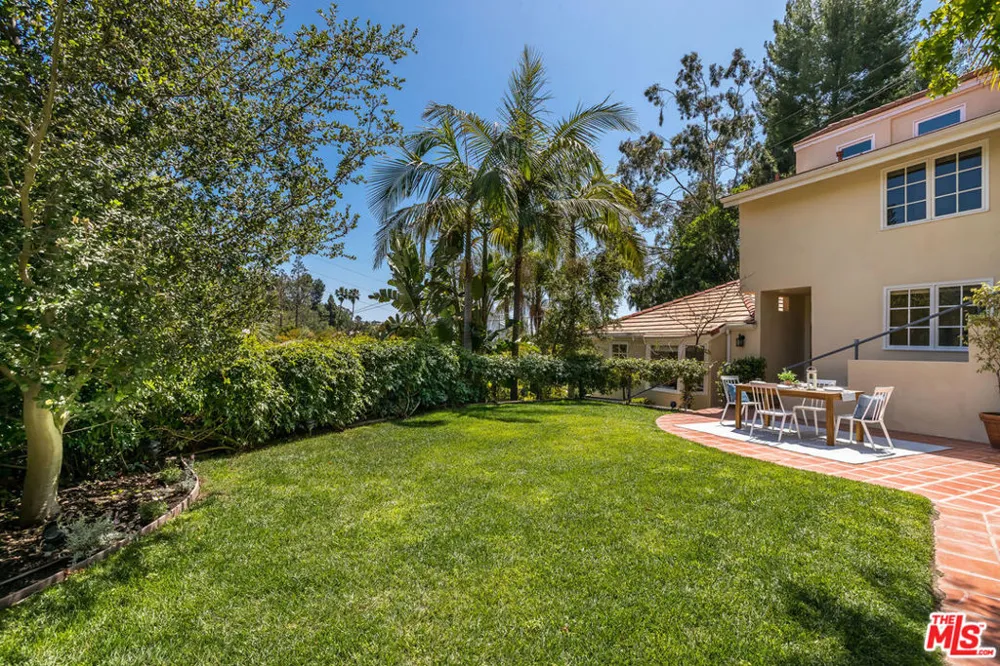 941 Norman Place Los Angeles, CA 90049