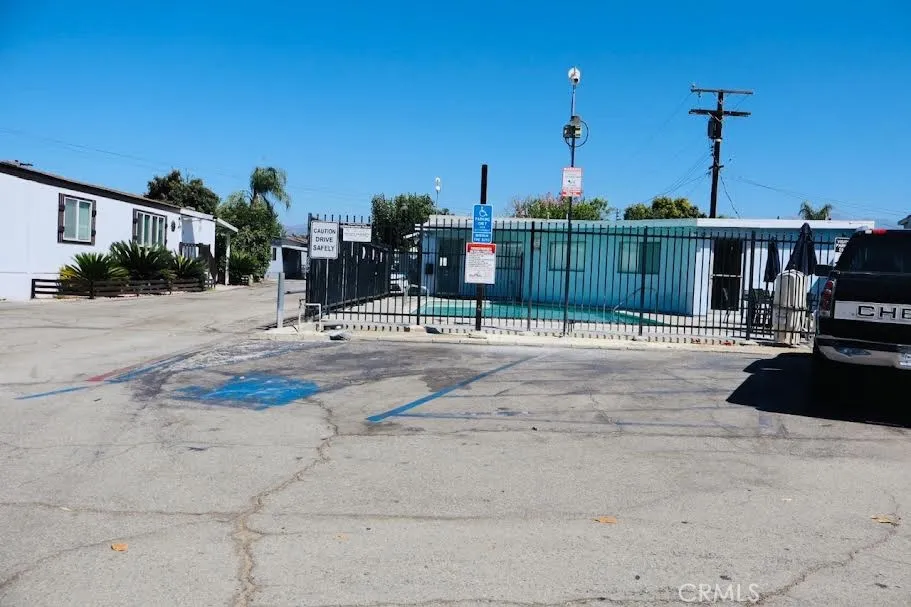 1461 W Mission Blvd #49 Pomona, CA 91766