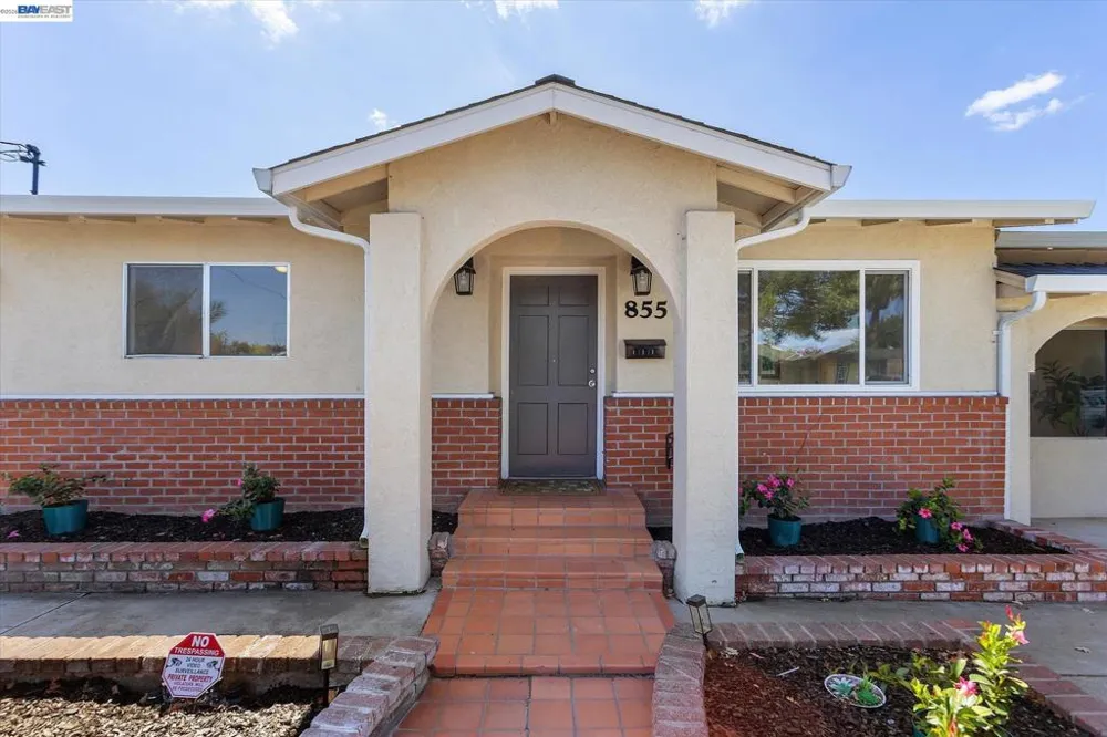 855 Olivina Avenue Livermore, CA 94551