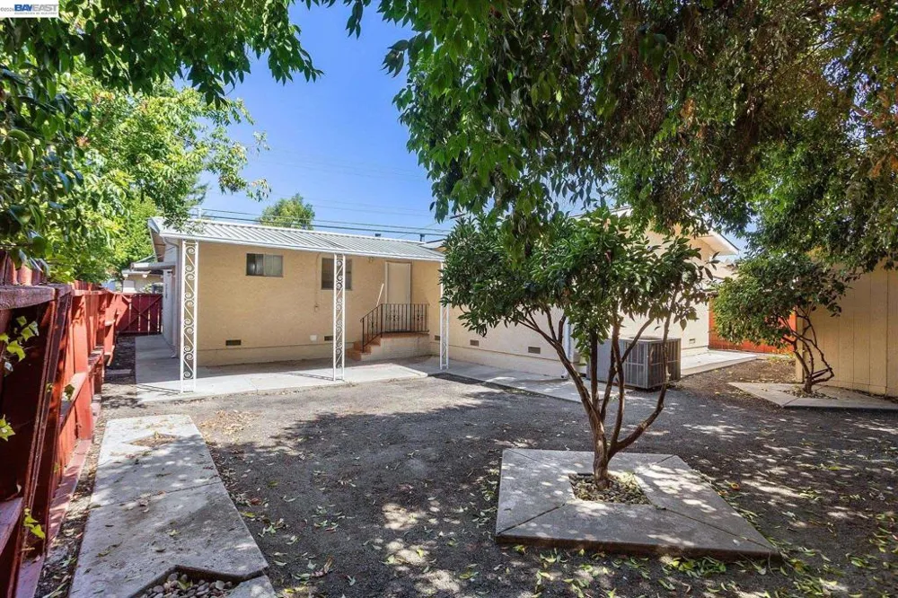 855 Olivina Avenue Livermore, CA 94551