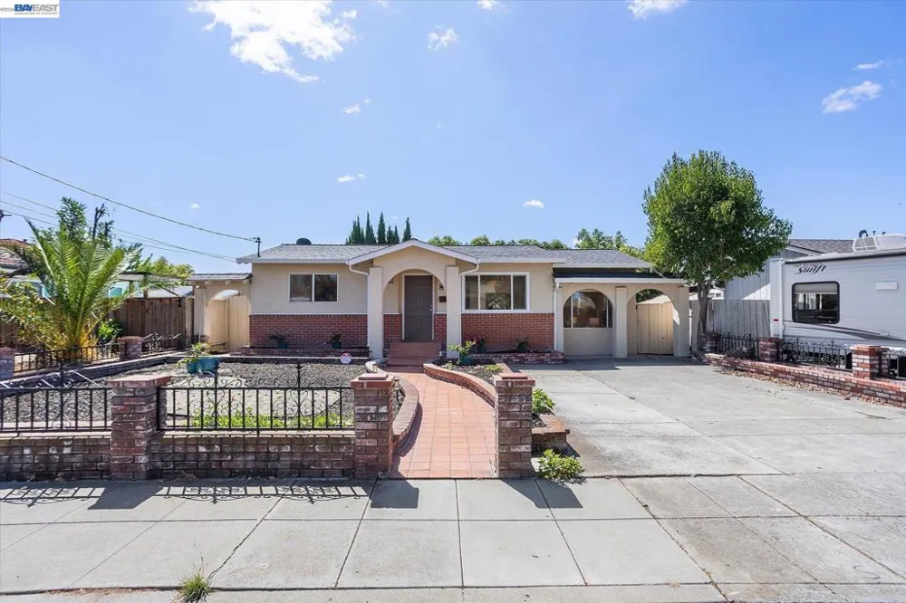 855 Olivina Avenue Livermore, CA 94551