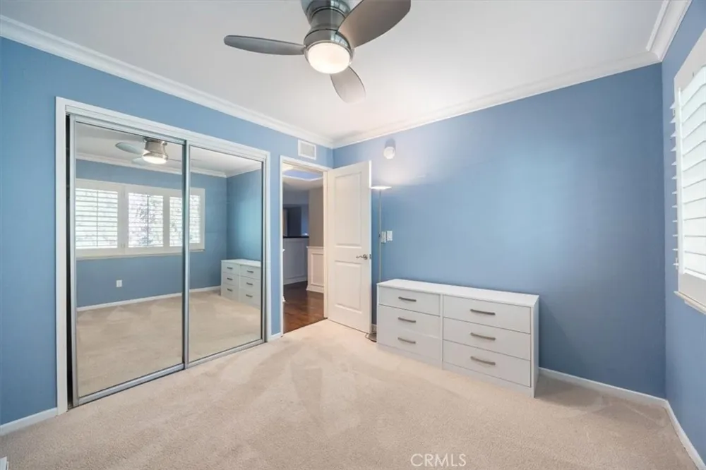10408 Summer Holly Los Angeles, CA 90077