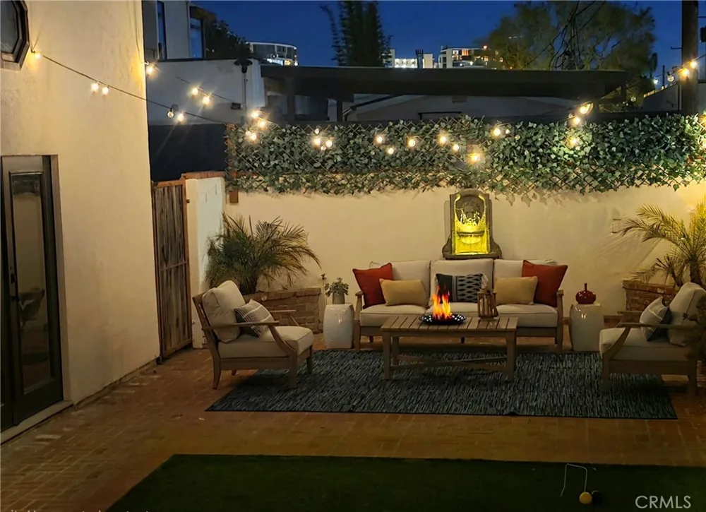 3109 Stanford Avenue Venice, CA 90292