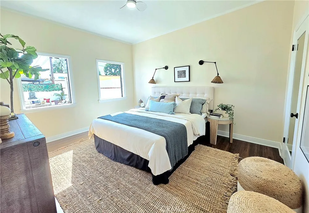 3109 Stanford Avenue Venice, CA 90292