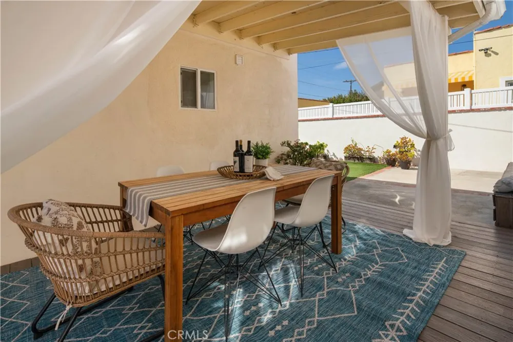 3109 Stanford Avenue Venice, CA 90292