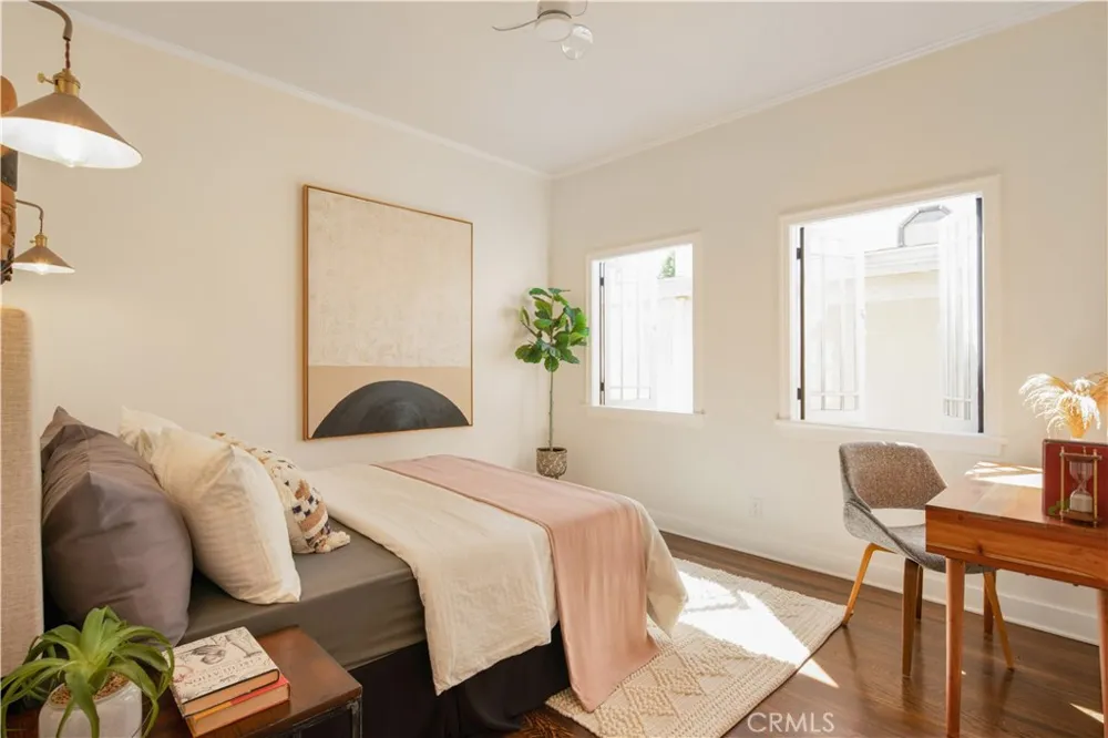 3109 Stanford Avenue Venice, CA 90292