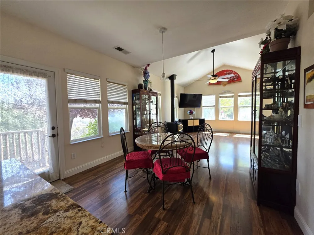 149 View Ln Oroville, CA 95965