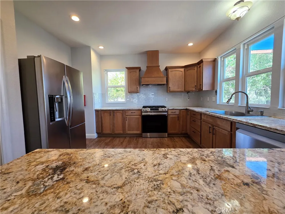 149 View Ln Oroville, CA 95965