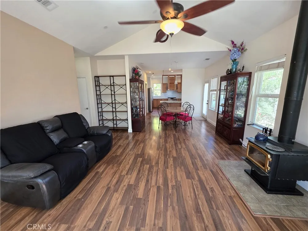 149 View Ln Oroville, CA 95965