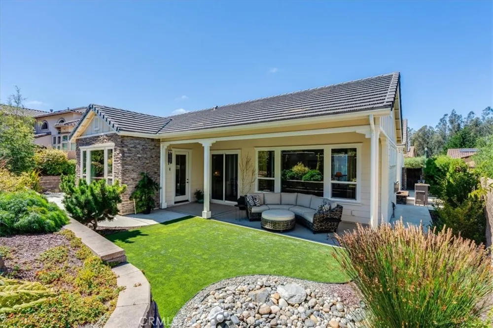 1689 Louise Lane Nipomo, CA 93444