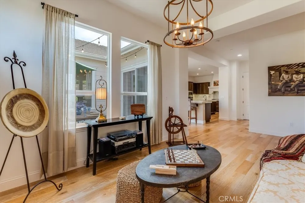 1689 Louise Lane Nipomo, CA 93444