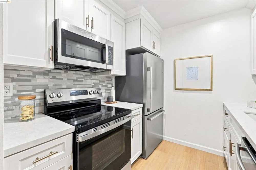 2704 Oak Rd #75 Walnut Creek, CA 94597