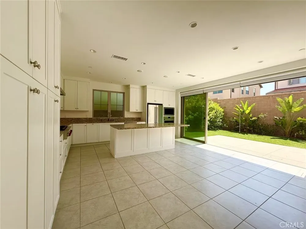 102 Abalone Irvine, CA 92620