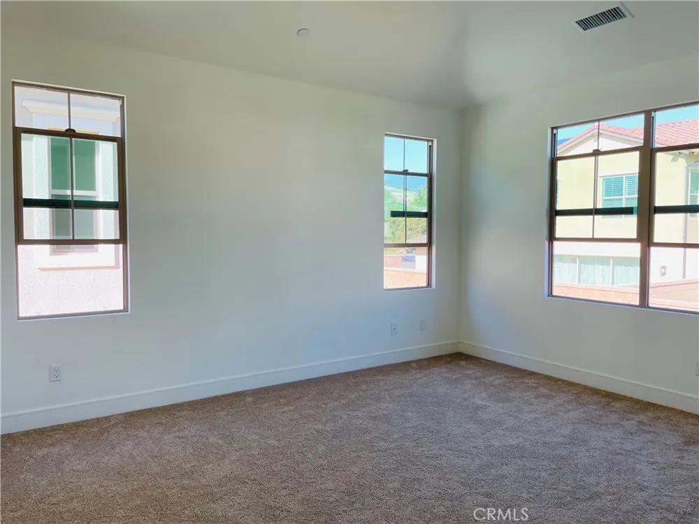 102 Abalone Irvine, CA 92620