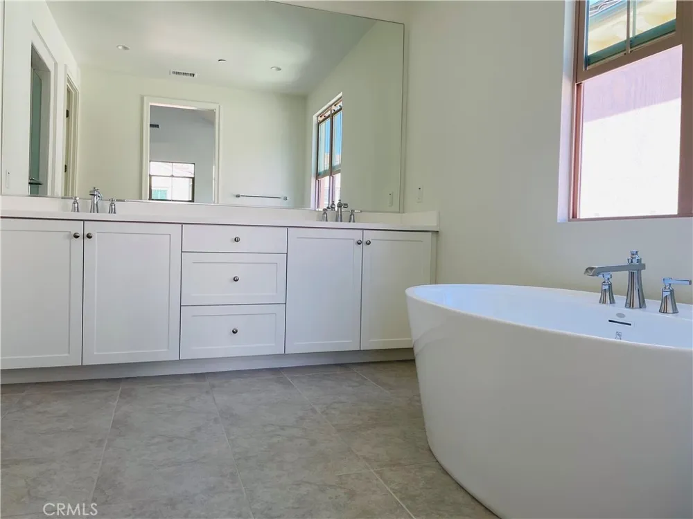 102 Abalone Irvine, CA 92620