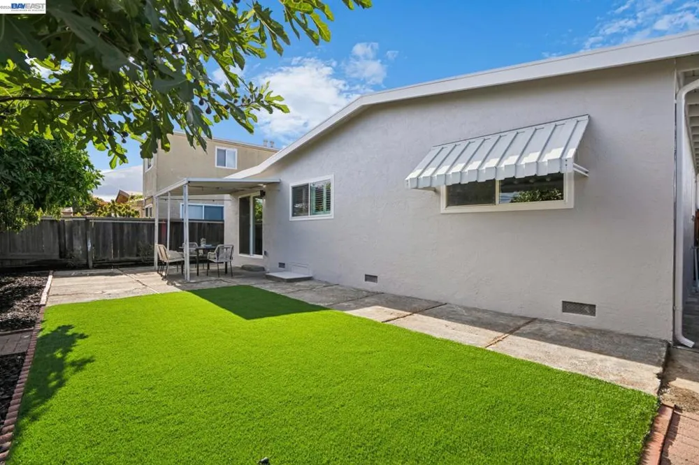 520 Celia St Hayward, CA 94544