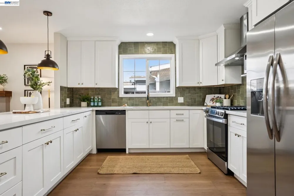 520 Celia St Hayward, CA 94544