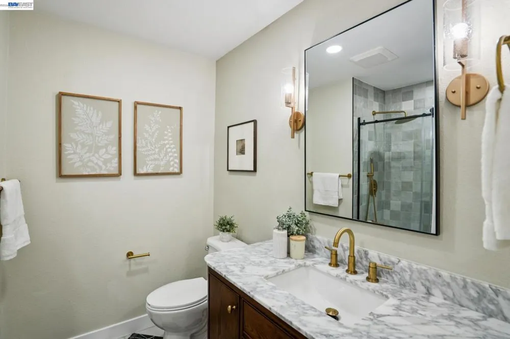 520 Celia St Hayward, CA 94544