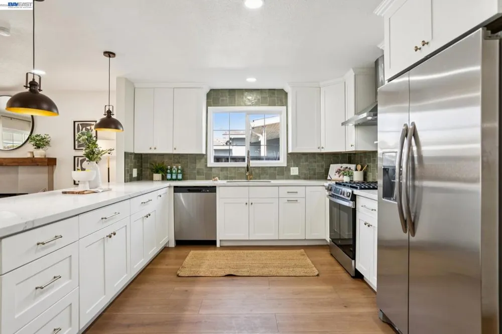 520 Celia St Hayward, CA 94544