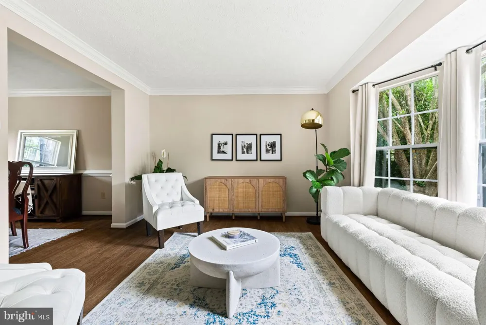 4525 EDSALL DRIVE Woodbridge, VA 22193