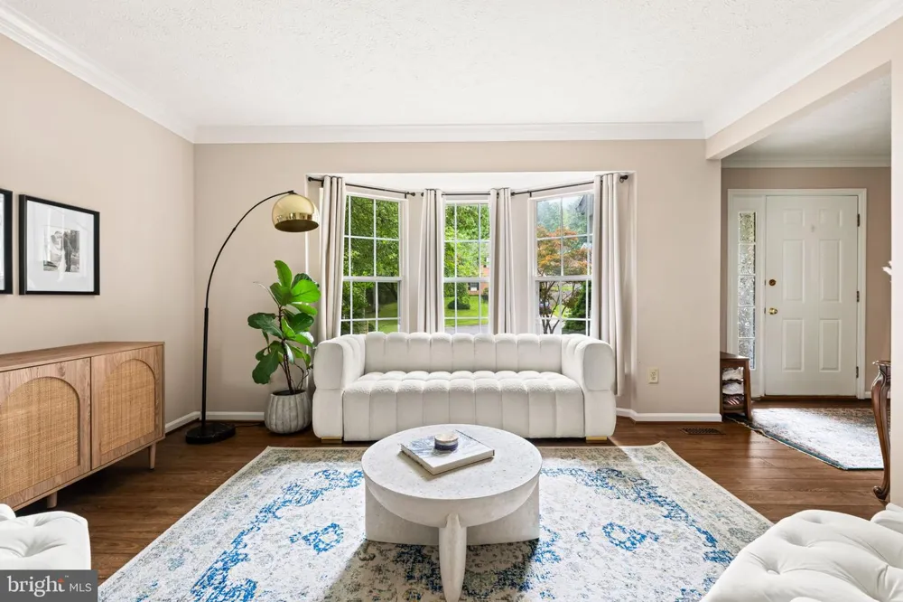 4525 EDSALL DRIVE Woodbridge, VA 22193