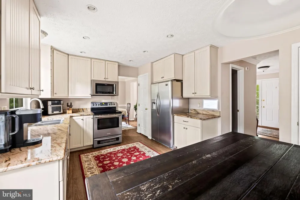4525 EDSALL DRIVE Woodbridge, VA 22193
