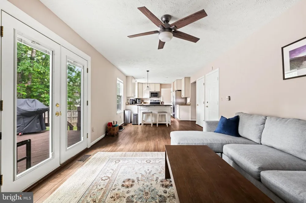 4525 EDSALL DRIVE Woodbridge, VA 22193