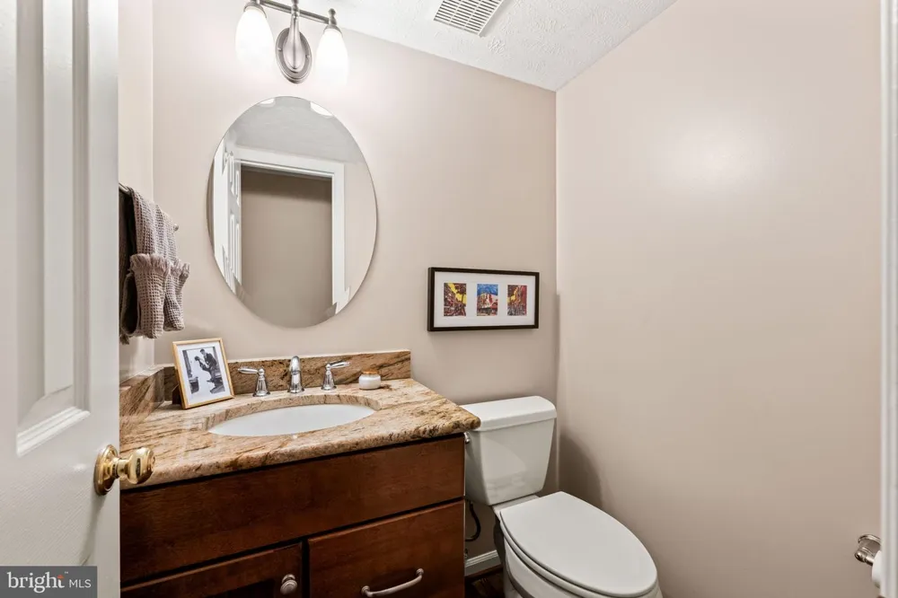 4525 EDSALL DRIVE Woodbridge, VA 22193