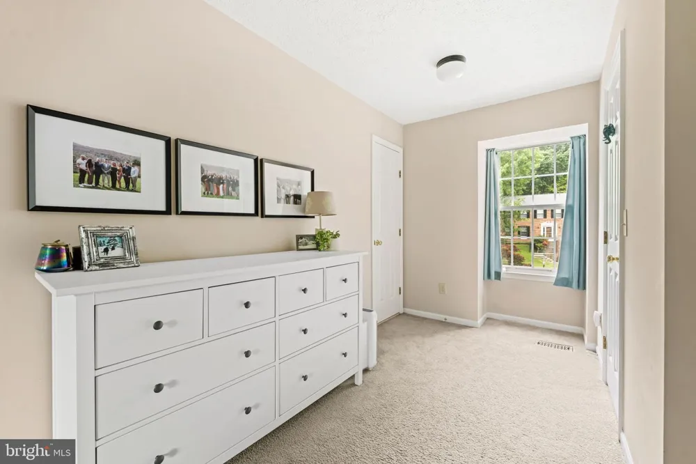4525 EDSALL DRIVE Woodbridge, VA 22193