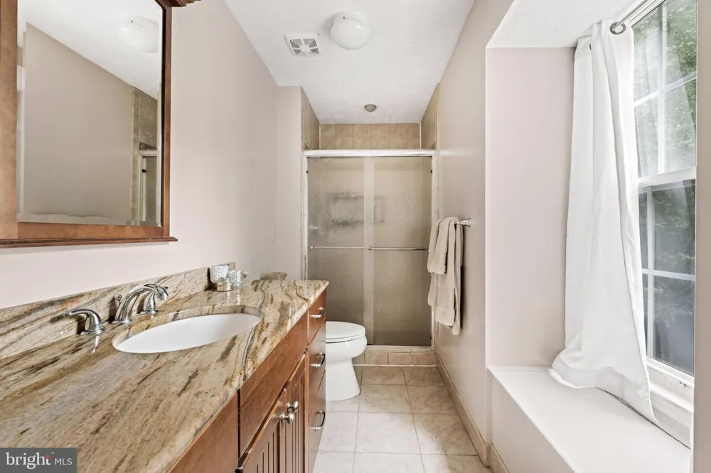4525 EDSALL DRIVE Woodbridge, VA 22193