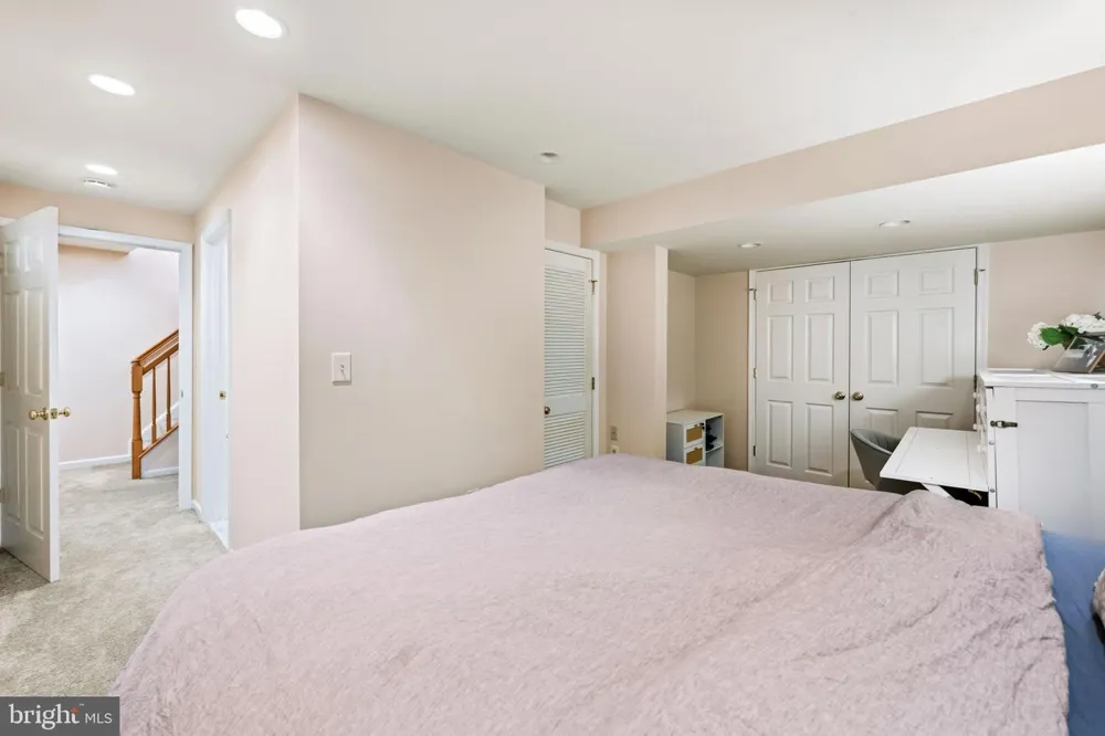 4525 EDSALL DRIVE Woodbridge, VA 22193