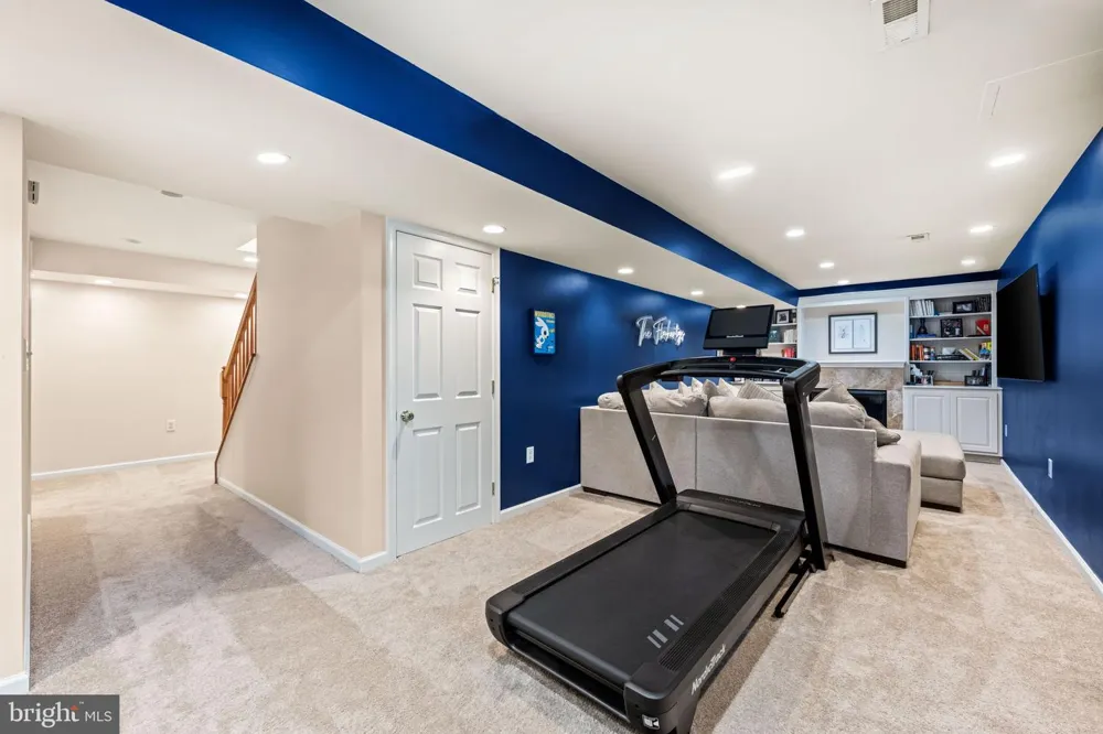 4525 EDSALL DRIVE Woodbridge, VA 22193