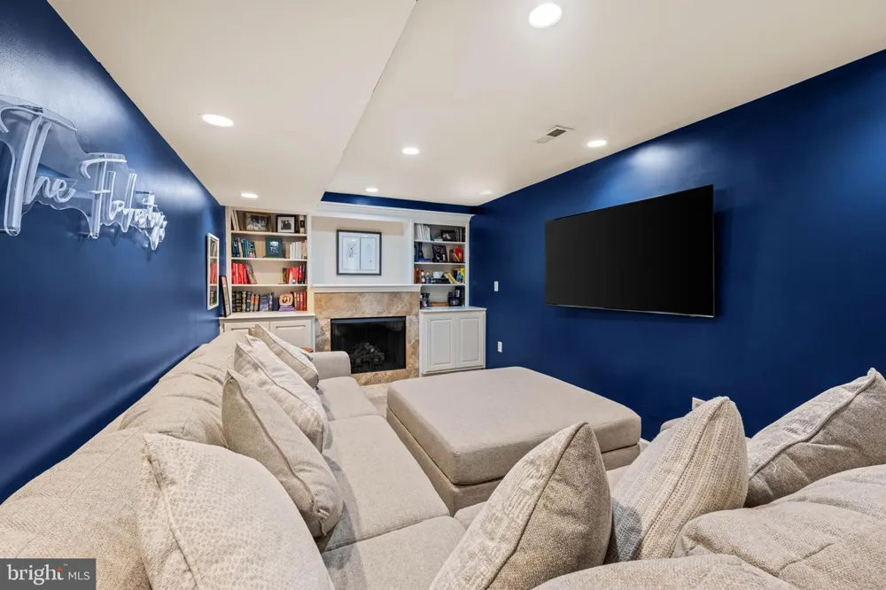 4525 EDSALL DRIVE Woodbridge, VA 22193