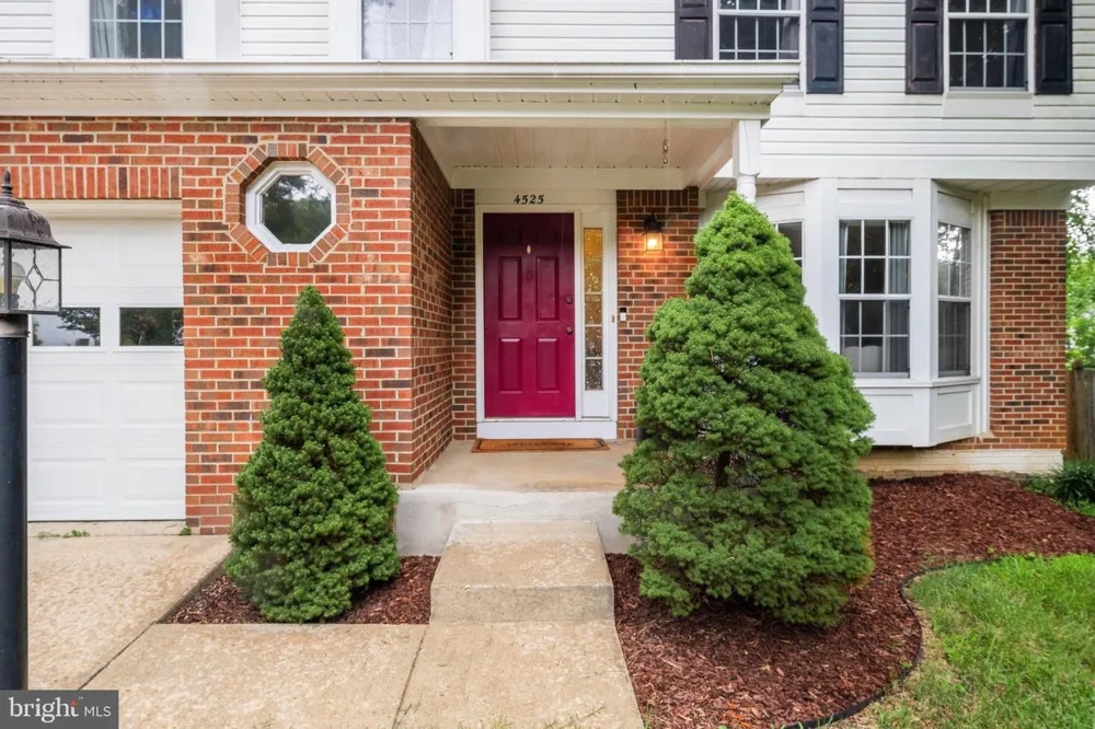 4525 EDSALL DRIVE Woodbridge, VA 22193
