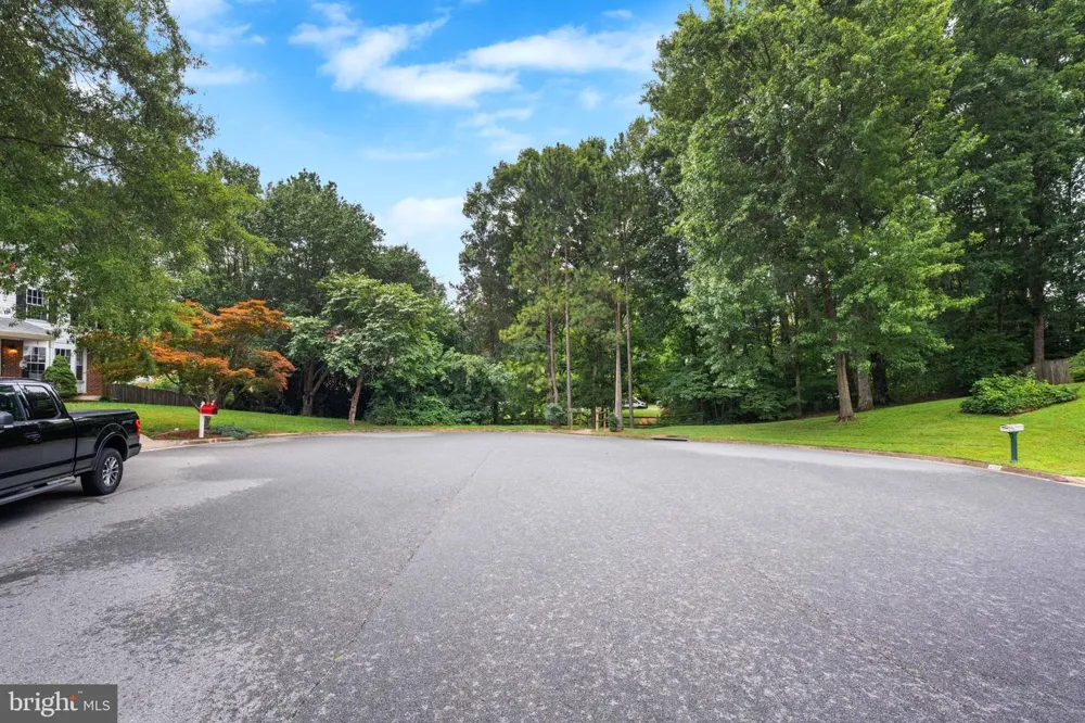 4525 EDSALL DRIVE Woodbridge, VA 22193