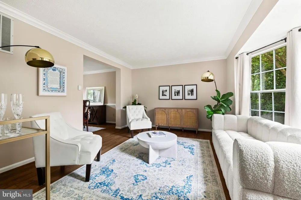 4525 EDSALL DRIVE Woodbridge, VA 22193