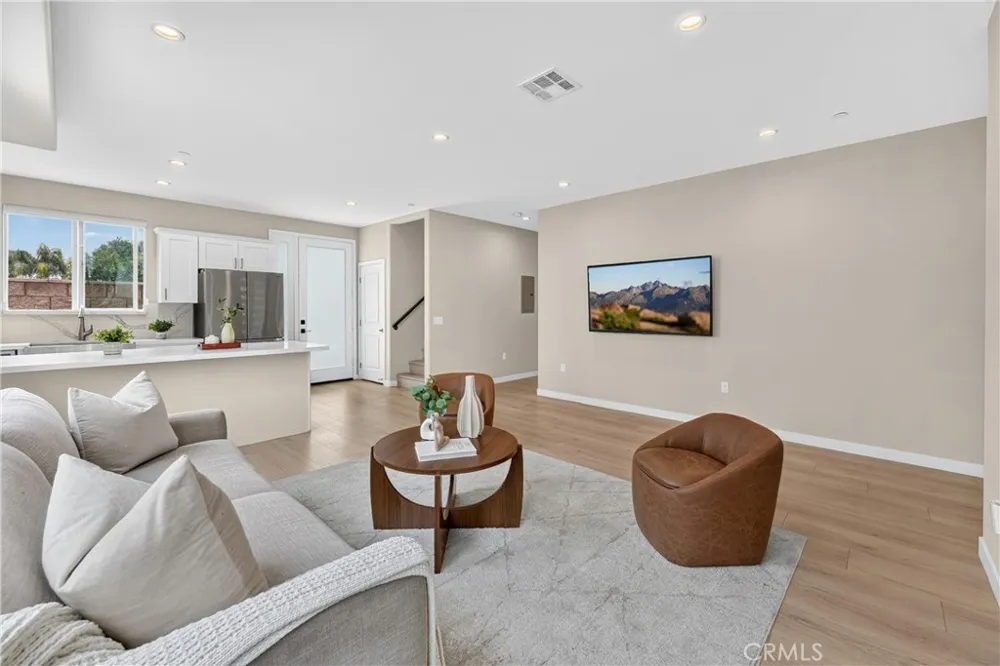 1139 Turnbull Canyon Road #E Hacienda Heights, CA 91745